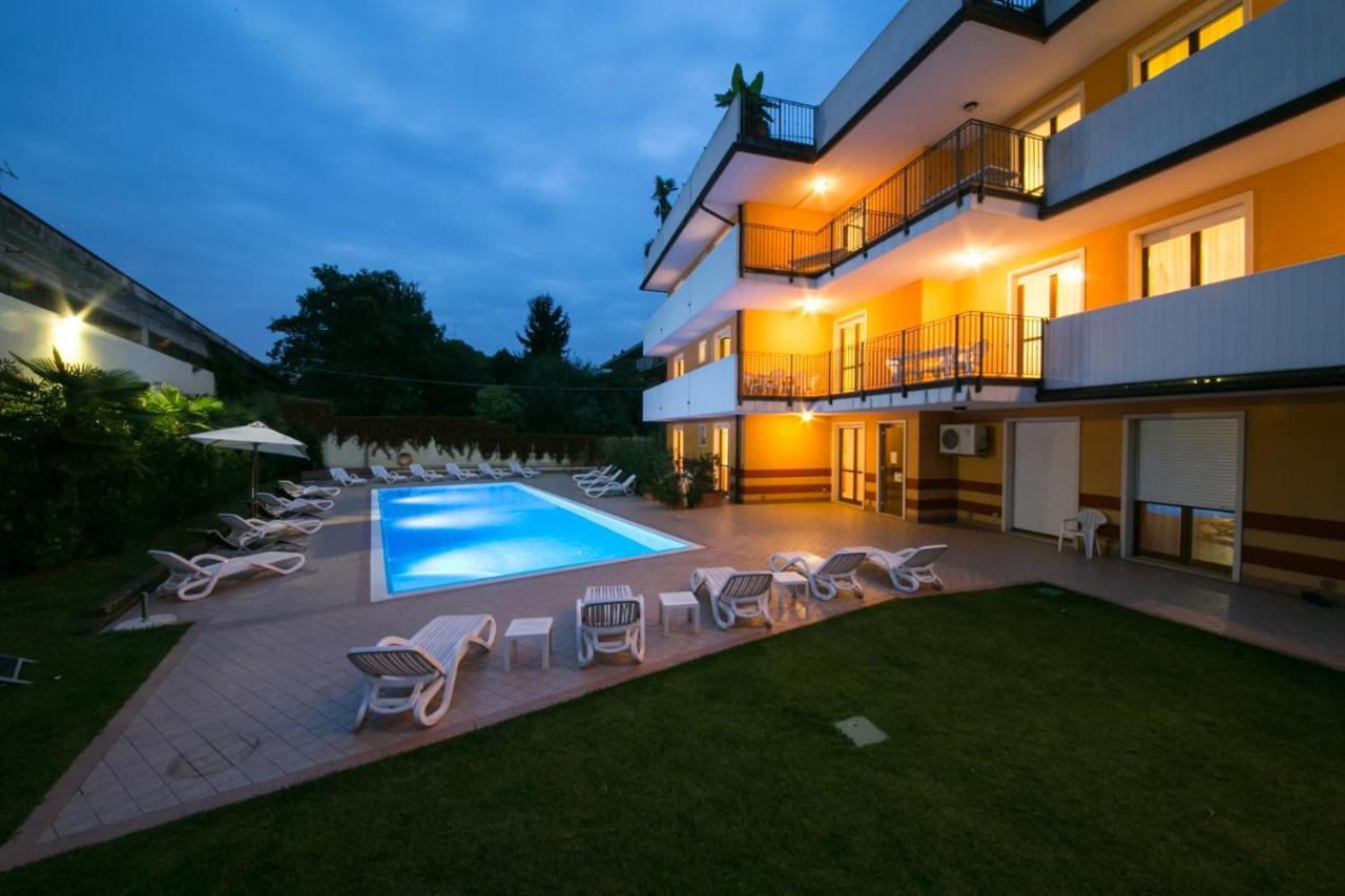 Ferretti Residence Garda Palace Peschiera del Garda Eksteriør bilde