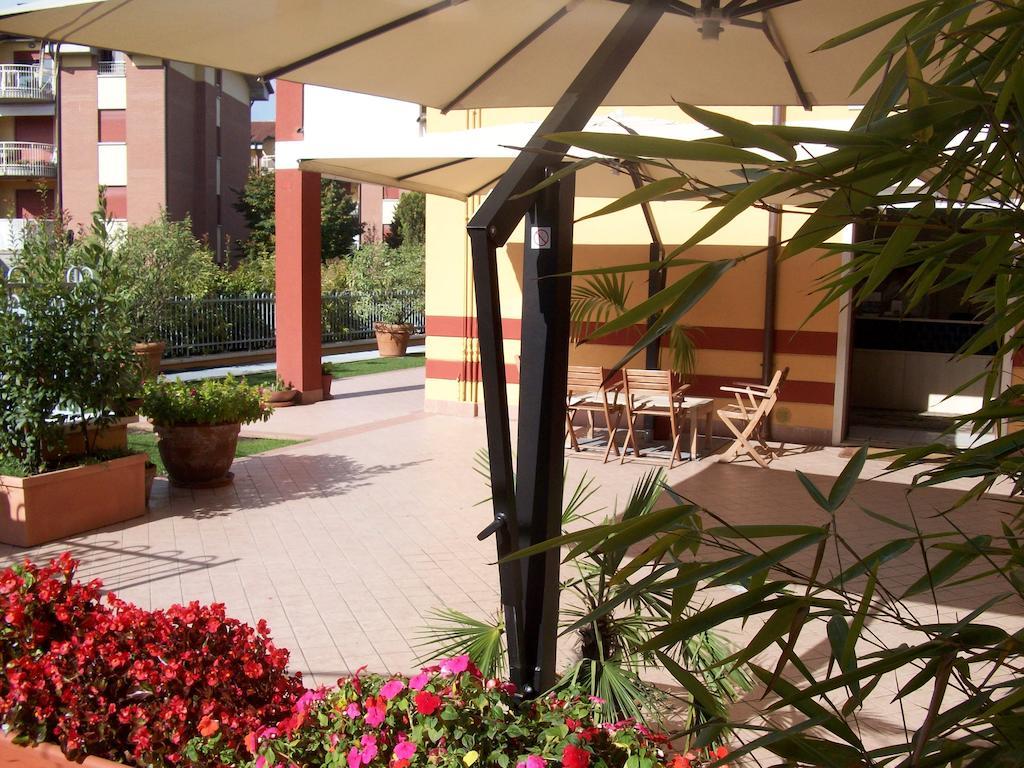 Ferretti Residence Garda Palace Peschiera del Garda Eksteriør bilde
