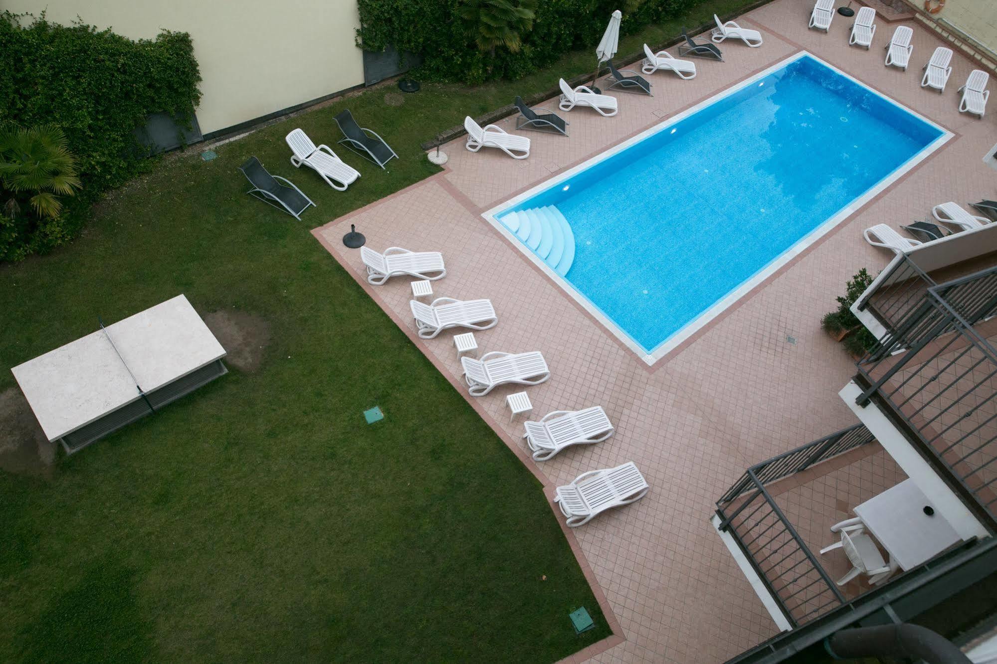 Ferretti Residence Garda Palace Peschiera del Garda Eksteriør bilde